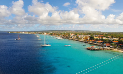 Uitzicht op de haven van Kralendijk Bonaire