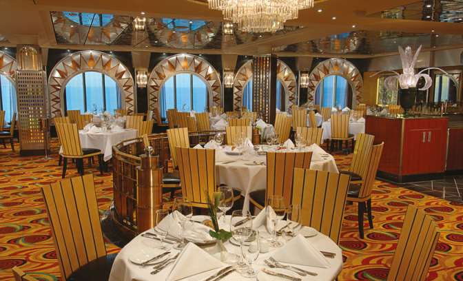 Het skyline restaurant op de Pride of America van NCL