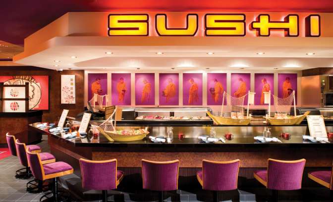 Een sushi bar op de Norwegian Gem van NCL