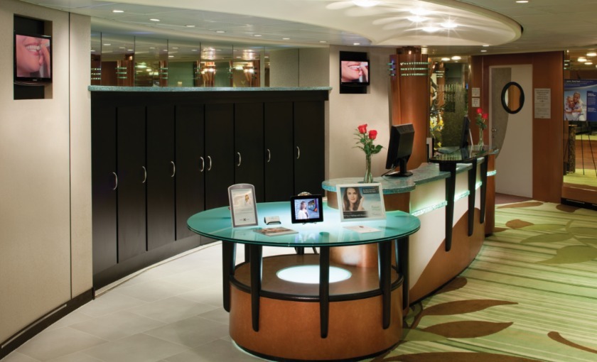 De receptie van de spa op de celebrity infinity