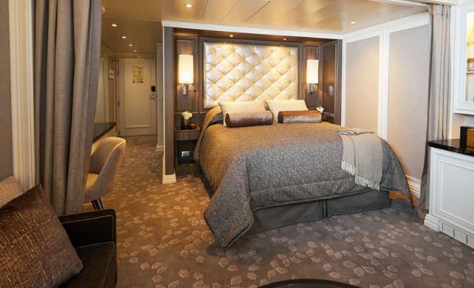 super suite seven seas splendor