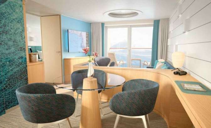 Hanseatic Nature Suite Lounge 