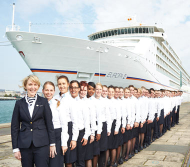 Hapag Lloyd cruises kleinschalige schepen met hoogwaardig serviceniveau